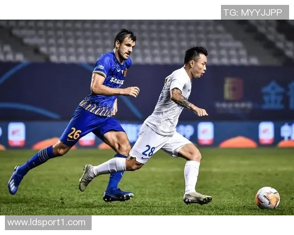 卡雷拉斯表现不佳全场最低评分11次失误仅有3次防守贡献