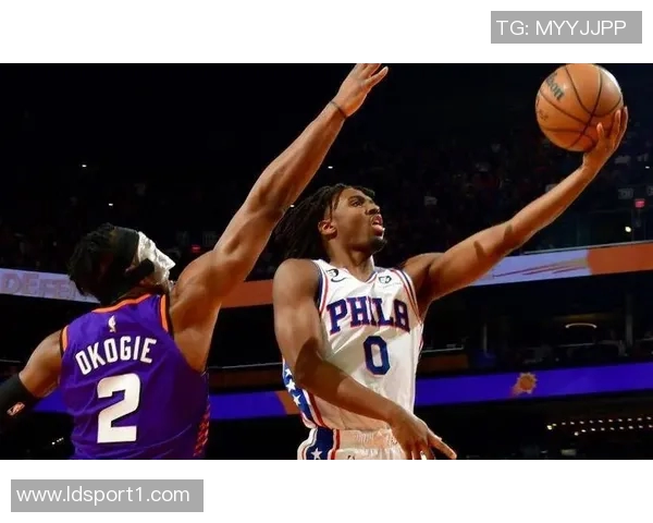 布克强调通过胶着比赛积累经验努力在势均力敌的对决中取得胜利